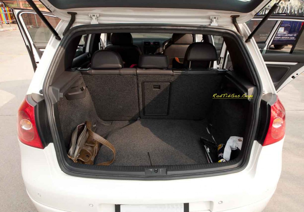 ที่เก็บของท้ายรถ Golf Gti เบนซิลฉีดตรงติดแก๊ส