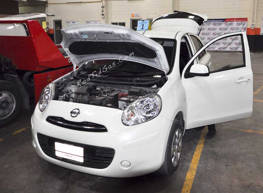 นิสสันมาร์ชติดแก๊ส001